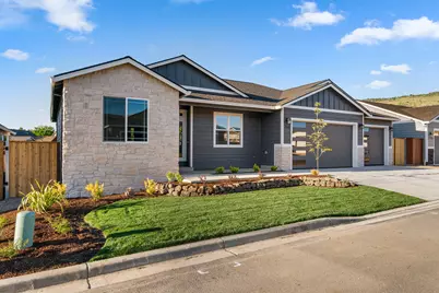 3153 Monaco Court, Medford, OR 97504 - Photo 3