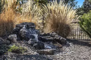 2565 NW Rippling River Ct, Bend, OR 97703 - Photo 45