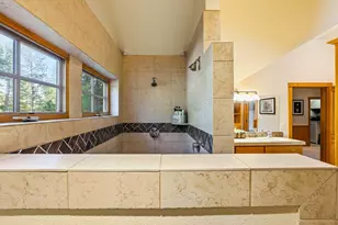 18829 Peony Pl, Bend, OR 97702 - Photo 47