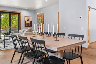 1252 NW Ithaca Ave, Bend, OR 97703 - Photo 11