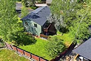220 N Rope Pl, Sisters, OR 97759 - Photo 25