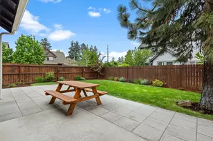 60999 Grand Targhee Dr, Bend, OR 97702 - Photo 39