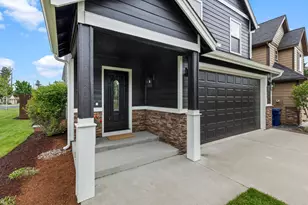 60999 Grand Targhee Dr, Bend, OR 97702 - Photo 3