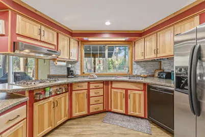 30919 Natasha Way, Klamath Falls, OR 97601 - Photo 15