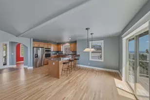 2409 NW Hillpine Ct, Bend, OR 97703 - Photo 11