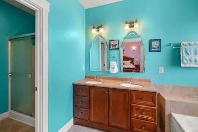 1227 Lithia Way, Talent, OR 97540 - Photo 21