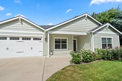 1227 Lithia Way, Talent, OR 97540 - Photo 1