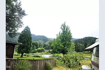 4627 Foothill Boulevard, Rogue River, OR 97537 - Photo 9