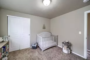 19737 Aspen Meadows Dr, Bend, OR 97702 - Photo 25