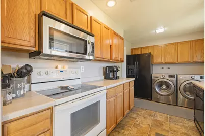 10521 Kincheloe Avenue, Klamath Falls, OR 97603 - Photo 9