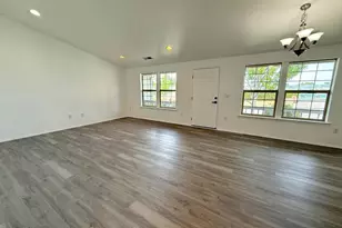 2244 Evan Wy, Central Point, OR 97502 - Photo 7