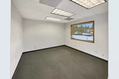 671 NE Greenwood Avenue #1, Bend, OR 97701 - Photo 15