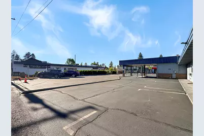 671 NE Greenwood Avenue #1, Bend, OR 97701 - Photo 25