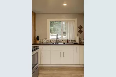 7975 NW Logan Road, Lincoln City, OR 97367 - Photo 13