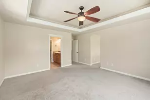 61138 SE Sydney Harbor Dr, Bend, OR 97702 - Photo 25