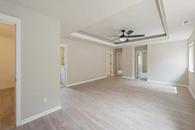 61138 SE Sydney Harbor Drive, Bend, OR 97702 - Photo 21