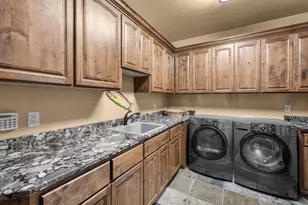 17267 Kingsburg Rd, Bend, OR 97707 - Photo 31
