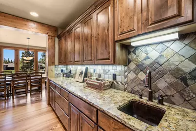 17267 Kingsburg Road, Bend, OR 97707 - Photo 21