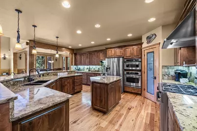17267 Kingsburg Road, Bend, OR 97707 - Photo 19