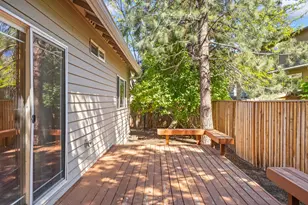 19951 Cliffrose Dr, Bend, OR 97702 - Photo 25