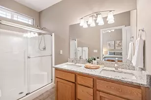 19951 Cliffrose Dr, Bend, OR 97702 - Photo 17