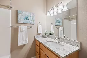 19951 Cliffrose Dr, Bend, OR 97702 - Photo 23