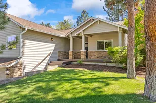 19951 Cliffrose Dr, Bend, OR 97702 - Photo 3
