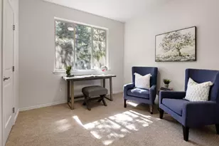2550 NW Locke Ct, Bend, OR 97703 - Photo 13