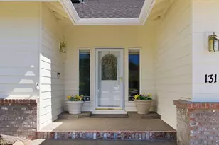 131 SE Airpark Dr, Bend, OR 97702 - Photo 3