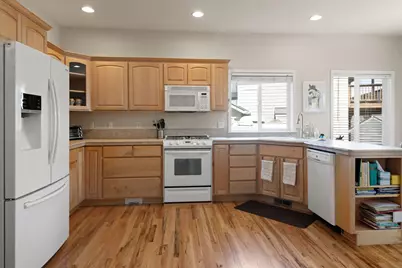 131 SE Airpark Drive, Bend, OR 97702 - Photo 13