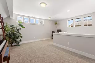 1035 SE Leonel Ln, Bend, OR 97702 - Photo 17