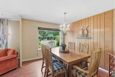 1195 E Park Street, Grants Pass, OR 97527 - Photo 3