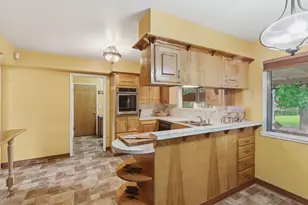 1195 E Park St, Grants Pass, OR 97527 - Photo 15