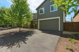 20840 Gateway Dr, Bend, OR 97702 - Photo 33