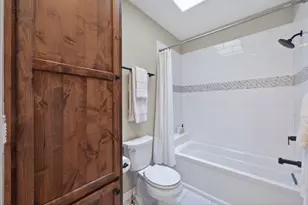 61737 Broken Top Dr, Bend, OR 97702 - Photo 37