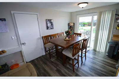 821 Crestbrook, Medford, OR 97504 - Photo 7