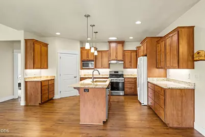 430 Bridge Creek Drive, Central Point, OR 97502 - Photo 23