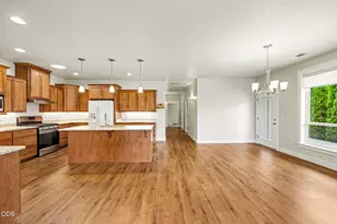 430 Bridge Creek Dr, Central Point, OR 97502 - Photo 21