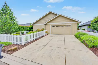430 Bridge Creek Drive, Central Point, OR 97502 - Photo 13