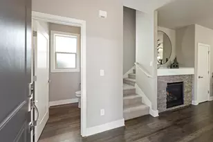 61070 SE Sydney Harbor Dr, Bend, OR 97702 - Photo 19