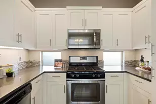61070 SE Sydney Harbor Dr, Bend, OR 97702 - Photo 15
