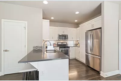 61070 SE Sydney Harbor Drive, Bend, OR 97702 - Photo 13