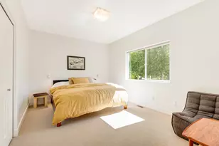 217 SE Soft Tail Dr, Bend, OR 97702 - Photo 19