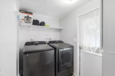 145 Taylor Street, Talent, OR 97540 - Photo 9