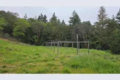 250 Melissa Lane, Grants Pass, OR 97526 - Photo 3