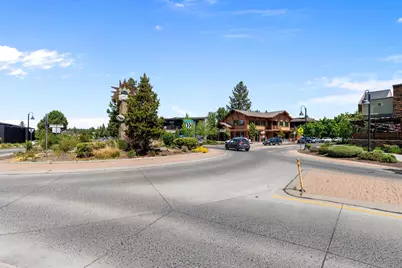 2563 NW Crossing Drive, Bend, OR 97703 - Photo 45