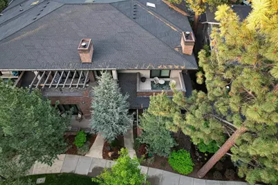 2563 NW Crossing Drive, Bend, OR 97703 - Photo 55