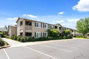 1988 Skypark, Medford, OR 97504 - Photo 13