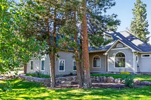 10421 Kestrel Rd, Klamath Falls, OR 97601 - Photo 1