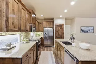 1285 Northwest Criterion Lane, Bend, OR 97703 - Photo 9